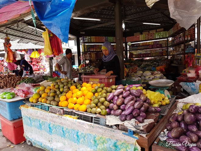 Vendedora malasia en el mercado de Cameron Highlands.