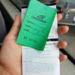 Ticket de las maletas que iban en el porta equipajes del bus.