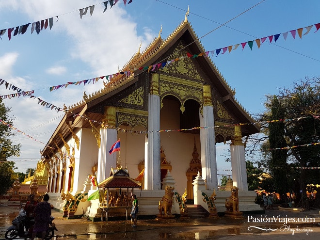 Templo en Pha That Luang, Vientián.