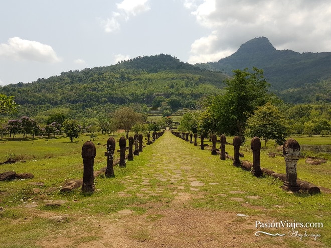 Entrada al templo Wat Phou en Champasak.