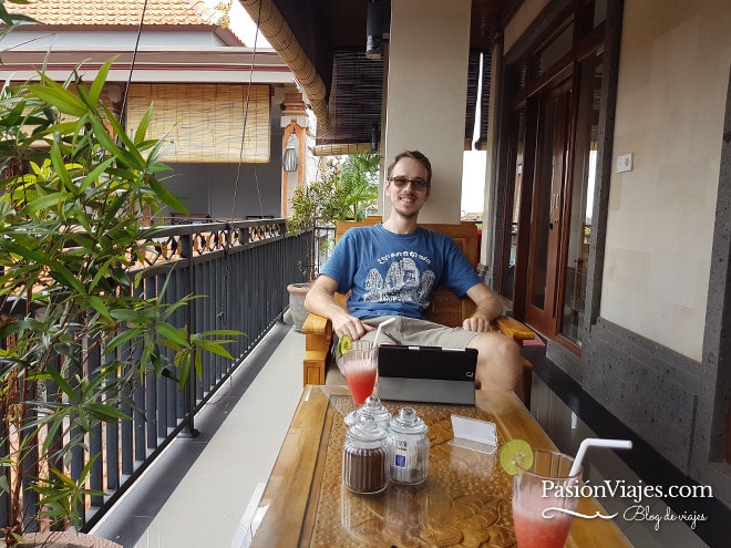 En un hotel de Ubud en Bali, Indonesia. Uno de los lugares que más me gustaron para viajar y trabajar.