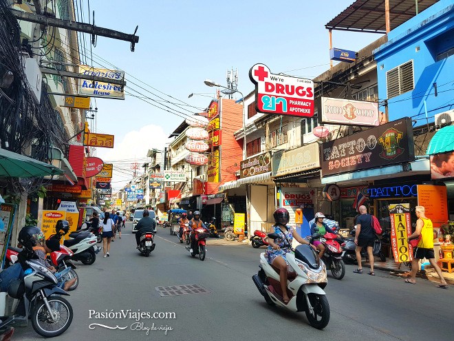 Calles del centro de Pattaya, Tailandia.